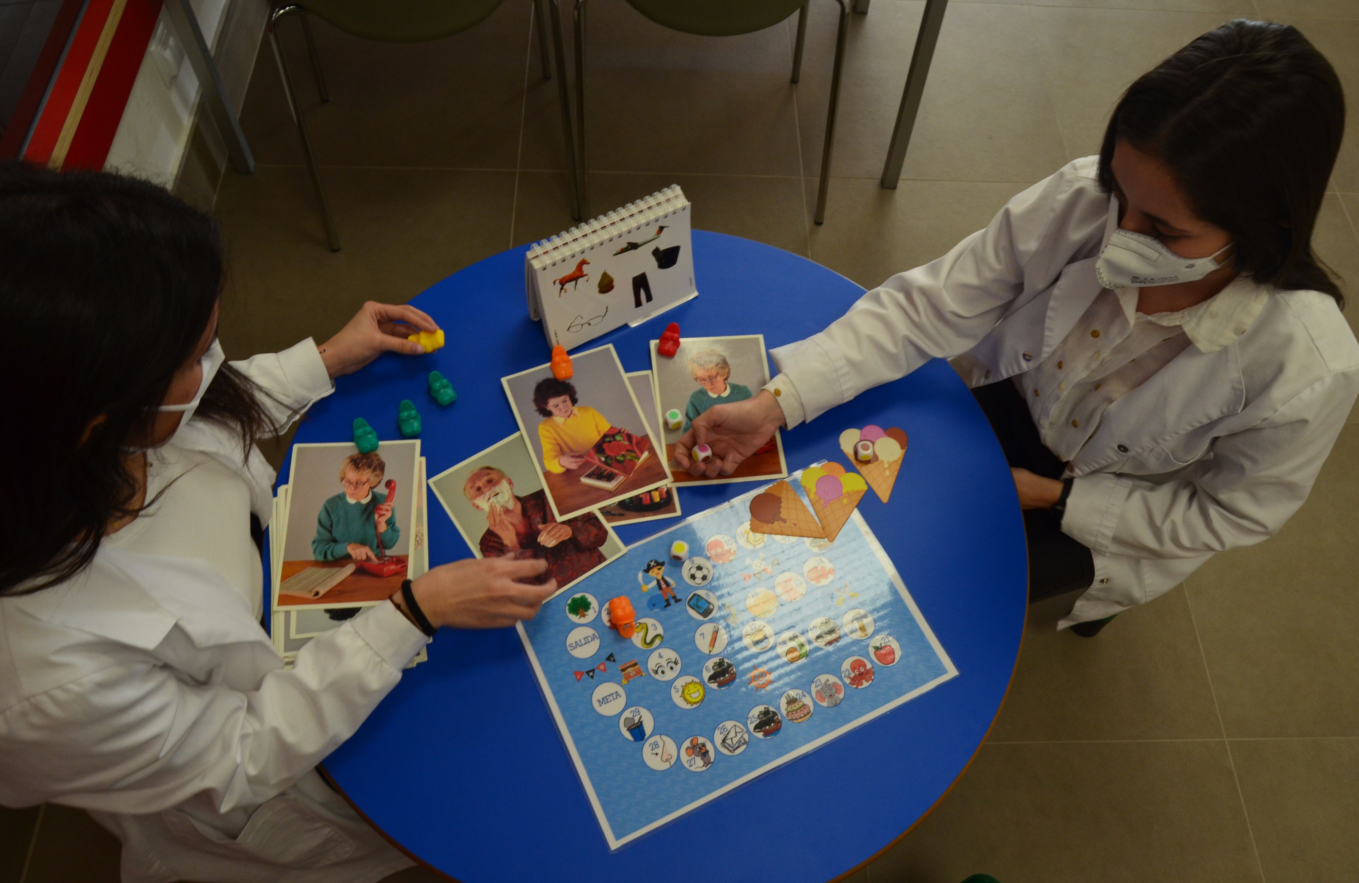 Alumnos y docentes de Logopedia participan en las IV Jornadas Interuniversitarias online de Práctica Logopédica