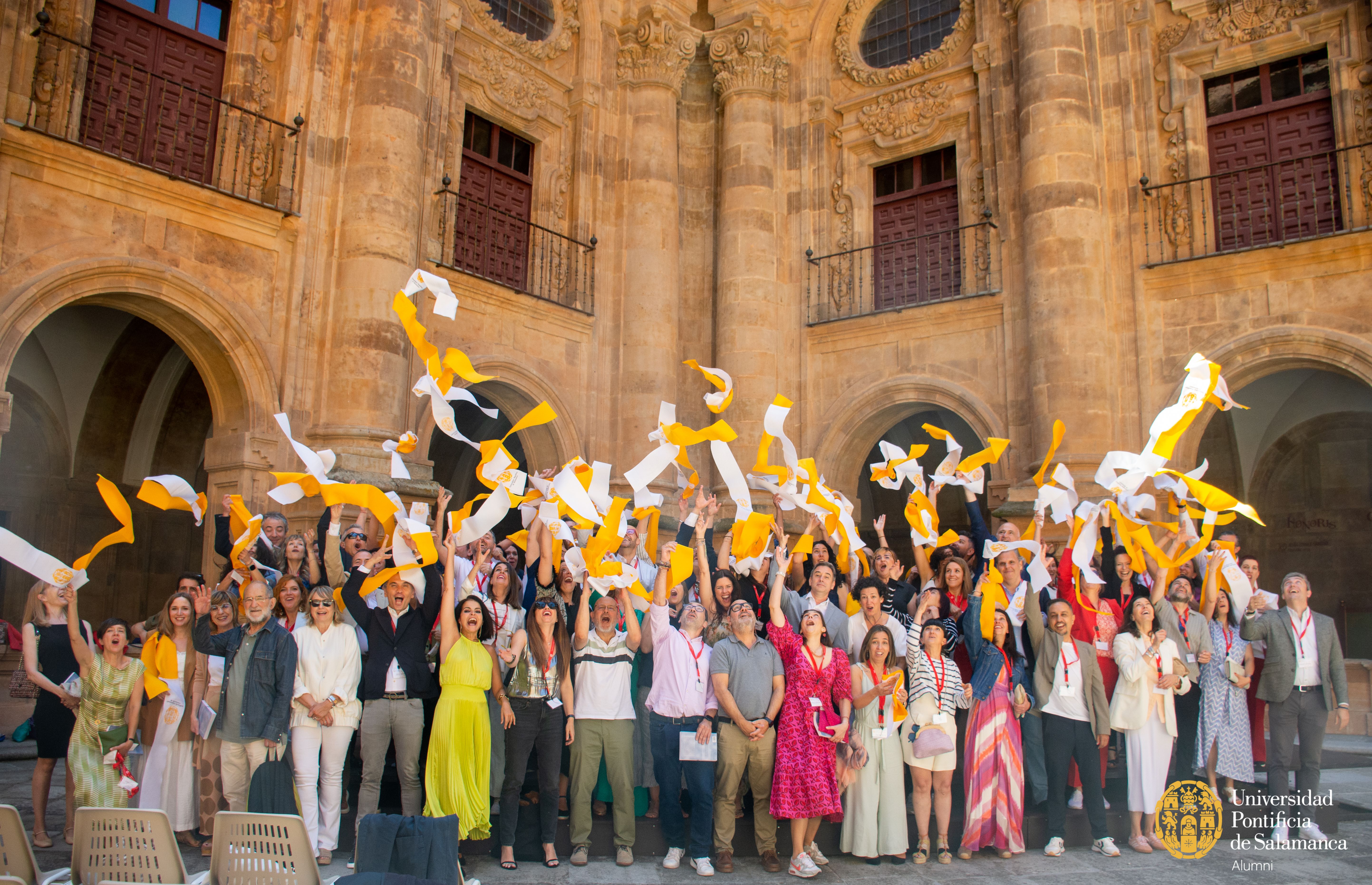 Antiguos Alumnos de las promociones 1995-2000 y 1996-2000 de Periodismo celebran su XXV Aniversario de fin de estudios