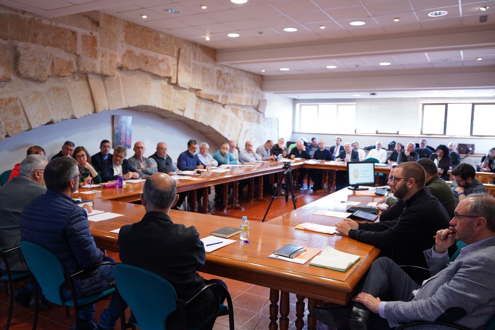 Teología reflexiona sobre la enseñanza de los Evangelios en los estudios de grado