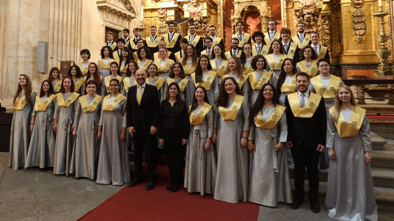 El Coro Tomás Luis de Victoria, de gira estival por Galicia