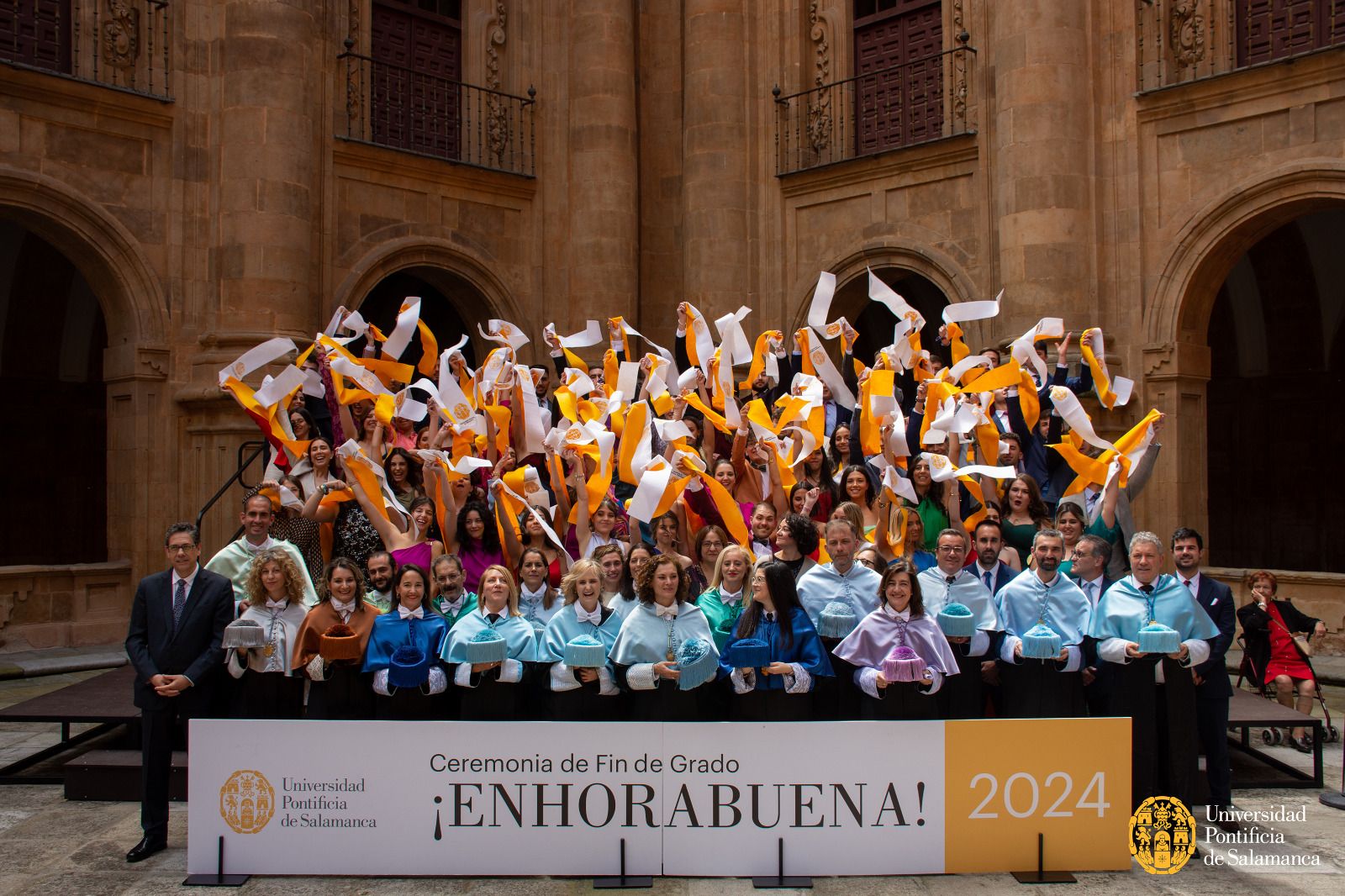 Los títulos de Maestro en Educación Infantil y Maestro en Educación Primaria celebran su ceremonia de Fin de Grado