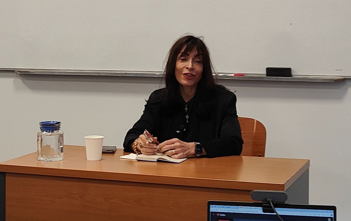 La teóloga Emilce Cuda reflexiona sobre el magisterio social del papa Francisco en el Instituto Superior de Pastoral