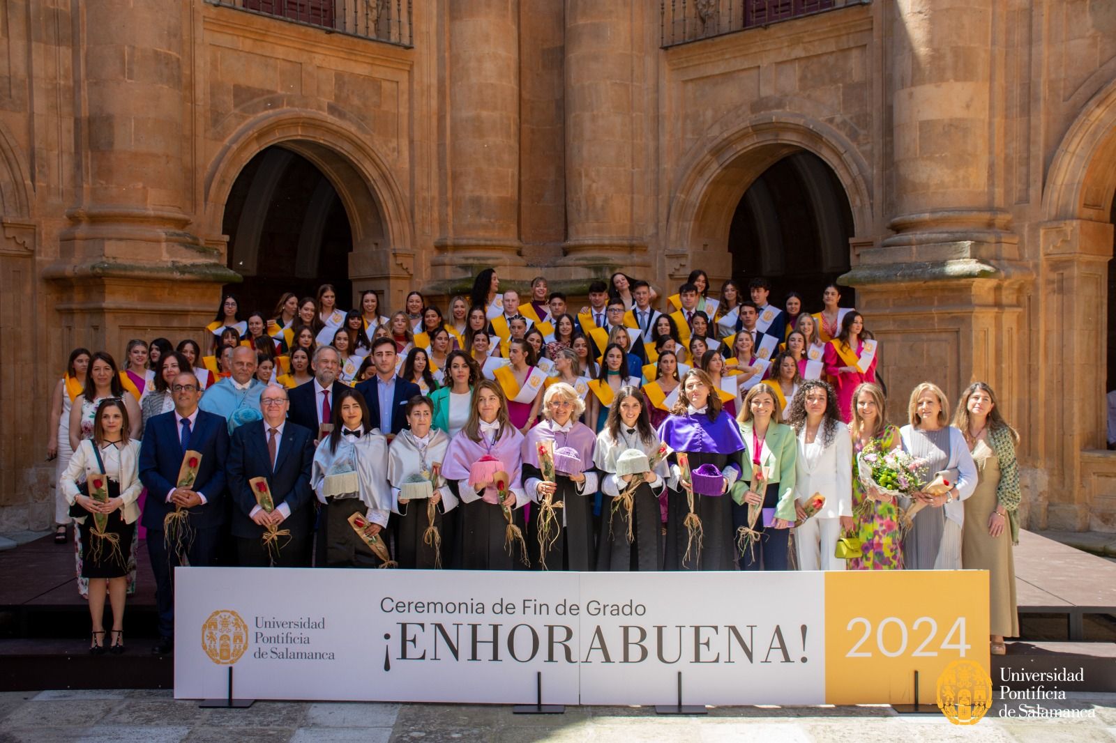 Enfermería celebra su ceremonia de Fin de Grado