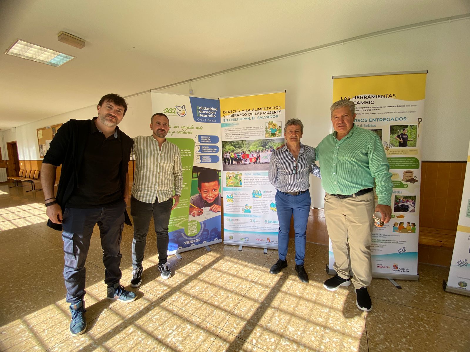 La Facultad de Educación acoge la Exposición ‘Mujeres que lideran el cambio’