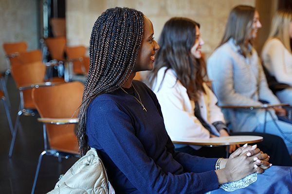 Curso intensivo de español para alumnos de la universidad belga Arteveldehogeschool