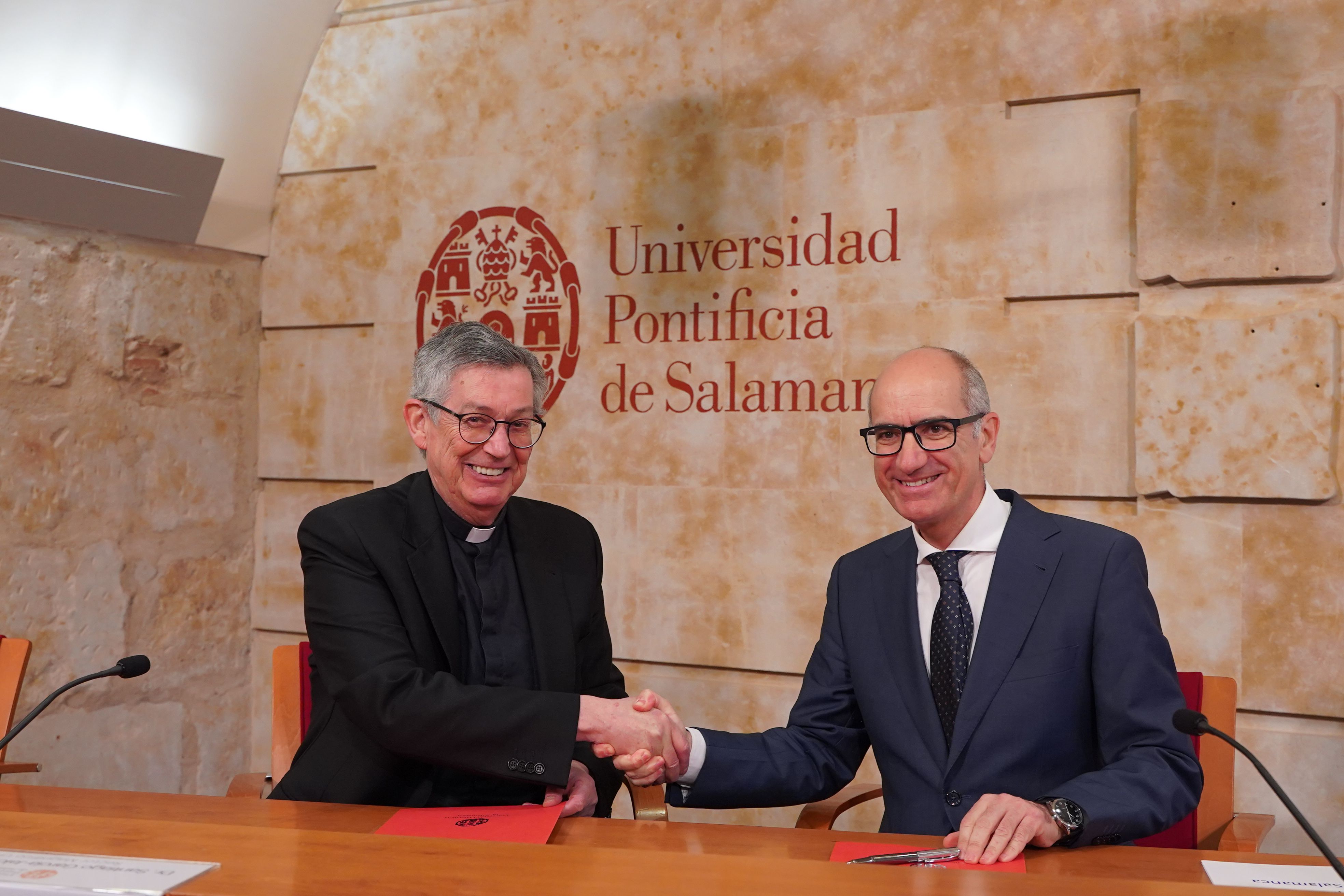 La Diputación de Salamanca y la UPSA fomentarán la contratación de egresados en municipios de menos de 20.000 habitantes