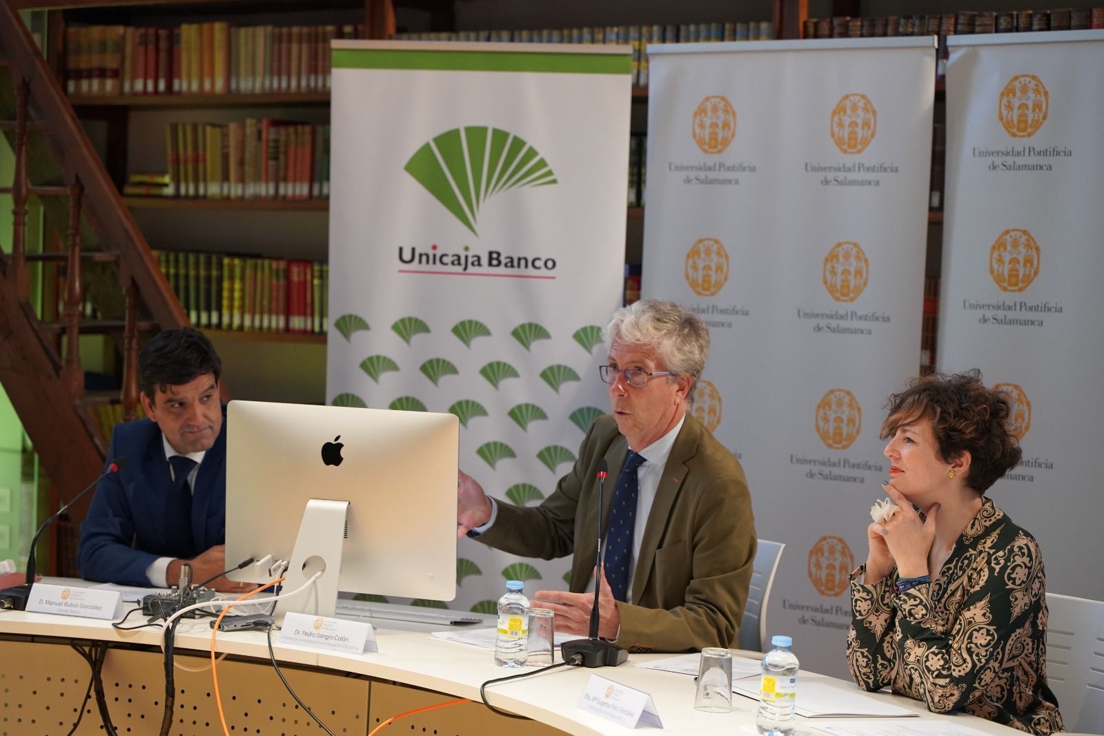 La UPSA y Unicaja Banco premian a los mejores proyectos de impacto social e innovación tecnológica desarrollados por los alumnos colegios e institutos de Salamanca