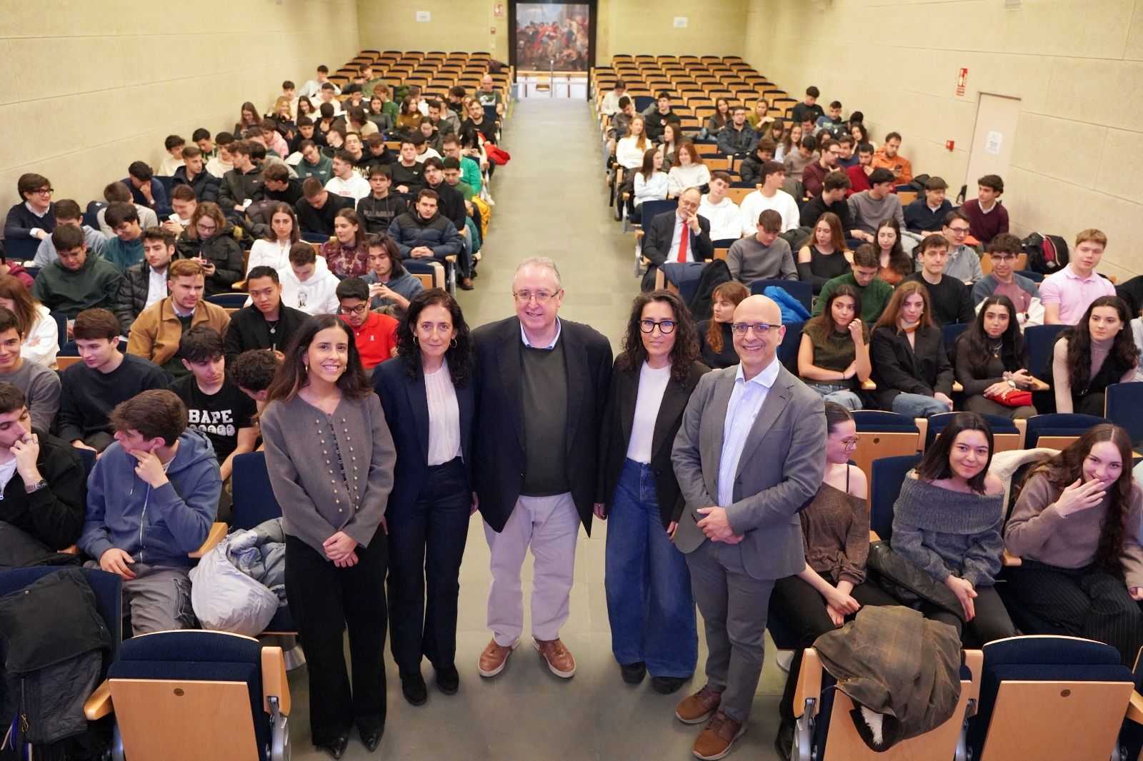 Casi una veintena de empresas se dan cita en la VI Jornada de Tecnología, Empresa y Sociedad de Informática