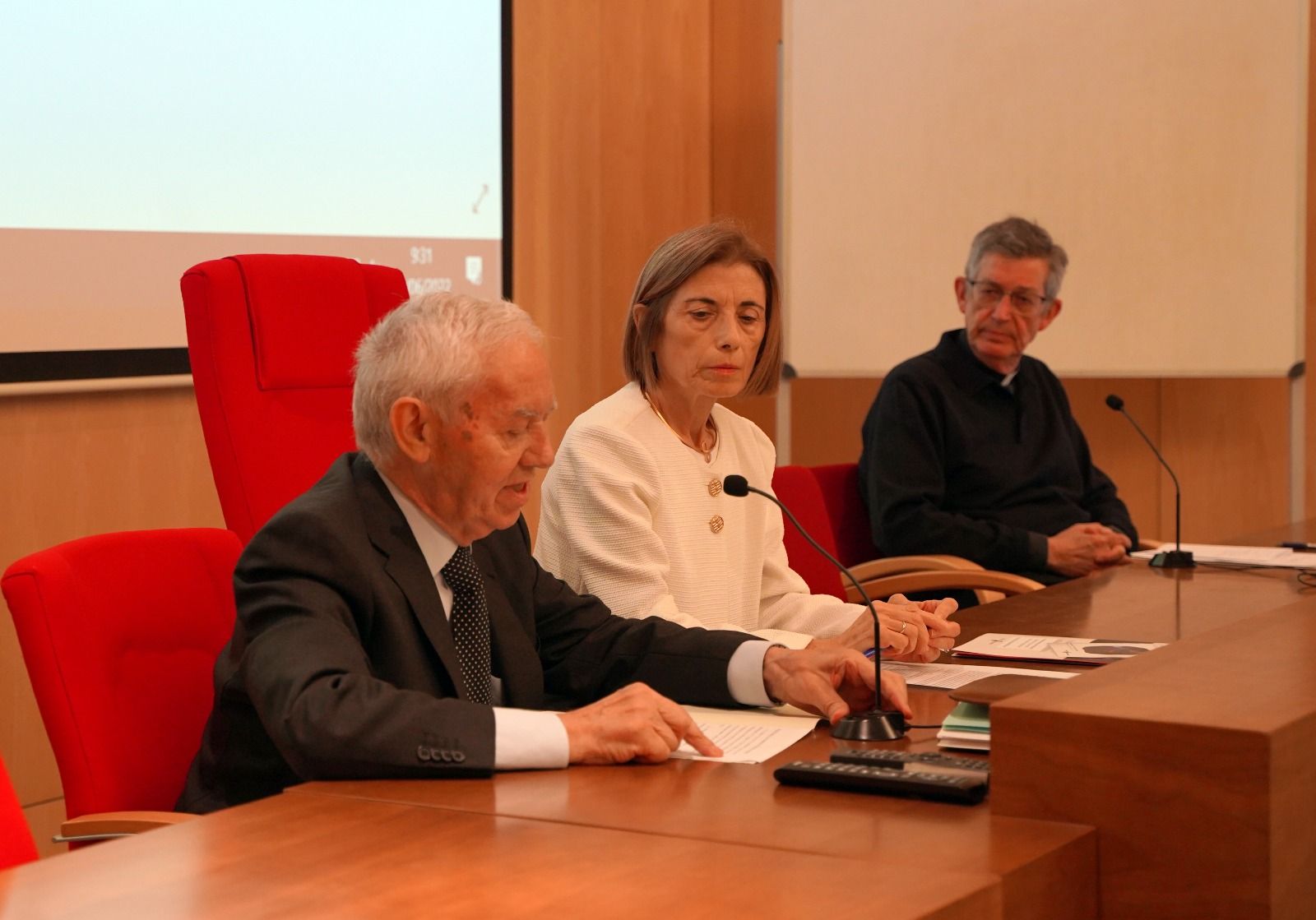 Comienza en la UPSA el debate filosófico para conocer y pensar la realidad del hombre actualmente