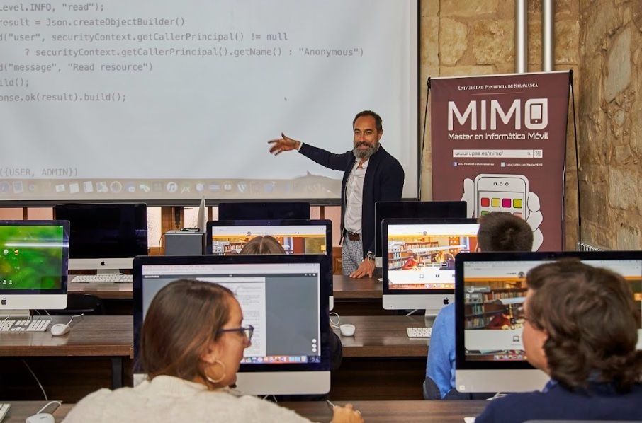 Tres posgrados de la UPSA, destacados en el Especial ’250 Másteres’ de El Mundo