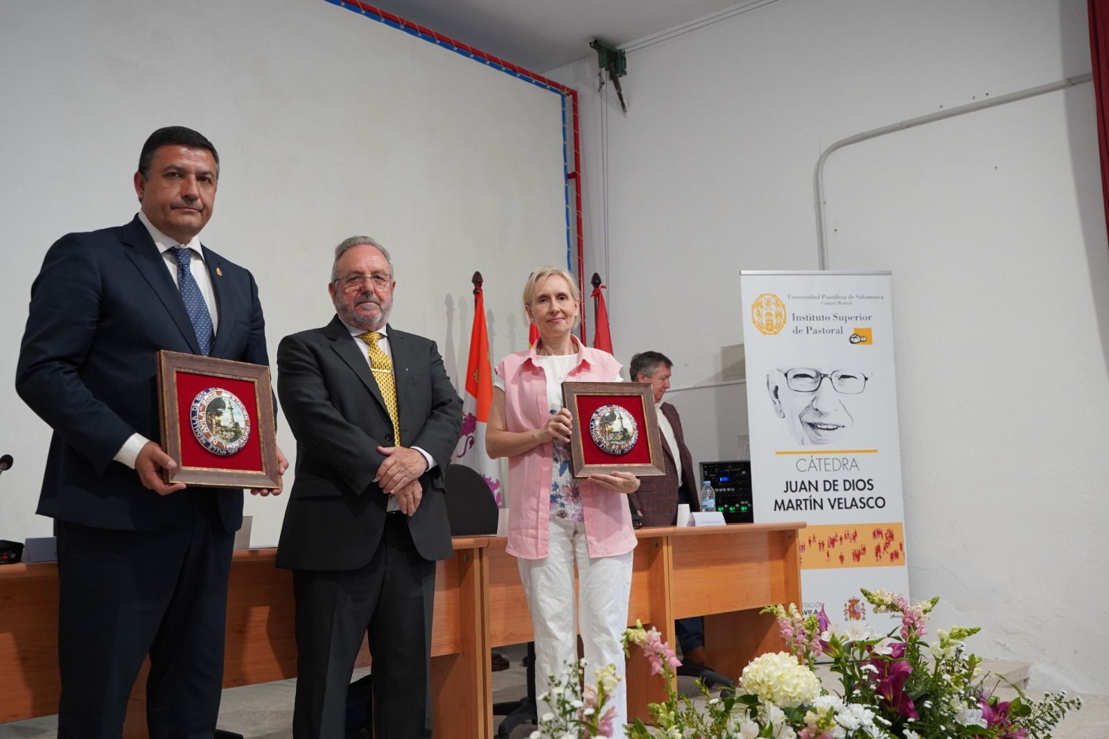 Medalla de Oro de la Villa de Santa Cruz del Valle