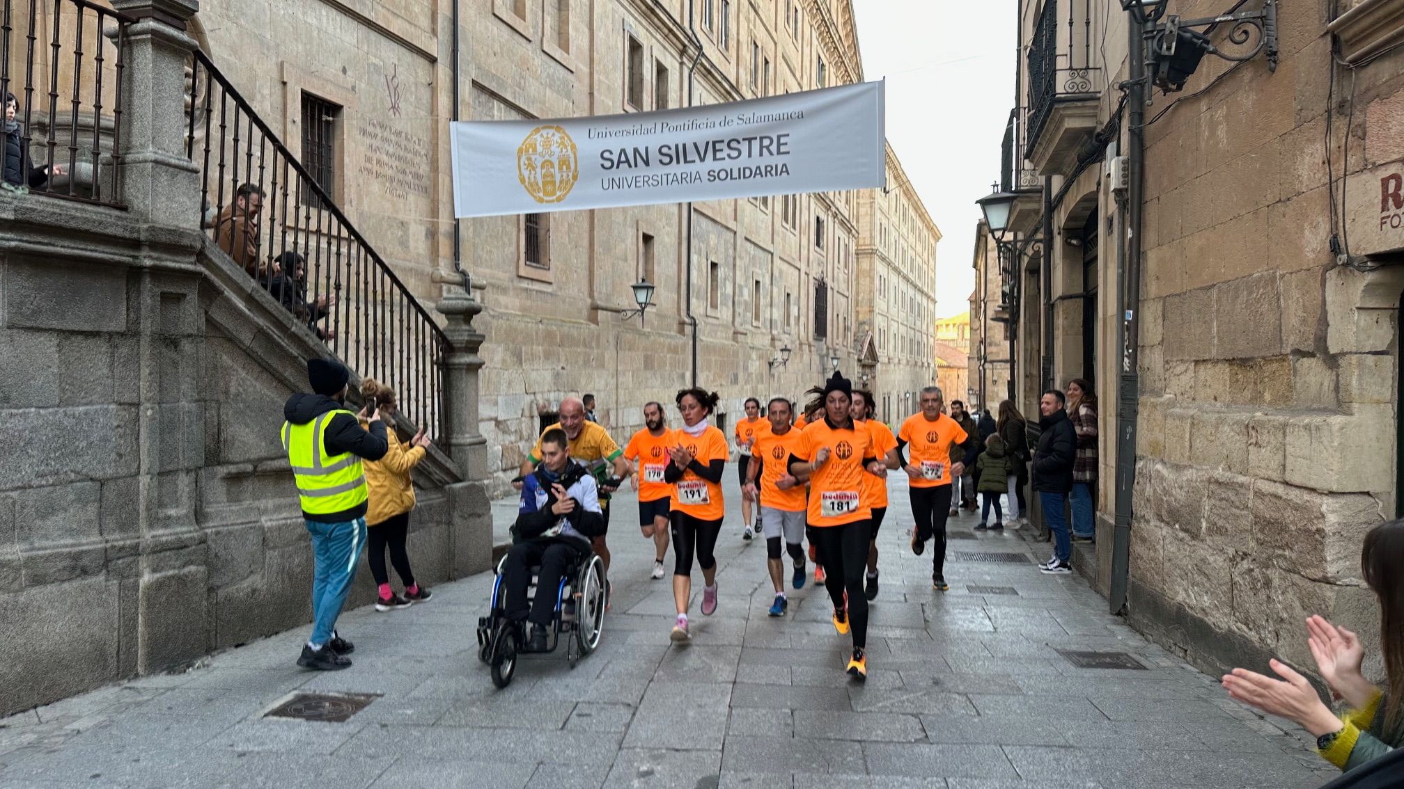 Adrián Moro y Gema Martín ganan la VIII San Silvestre Universitaria Solidaria