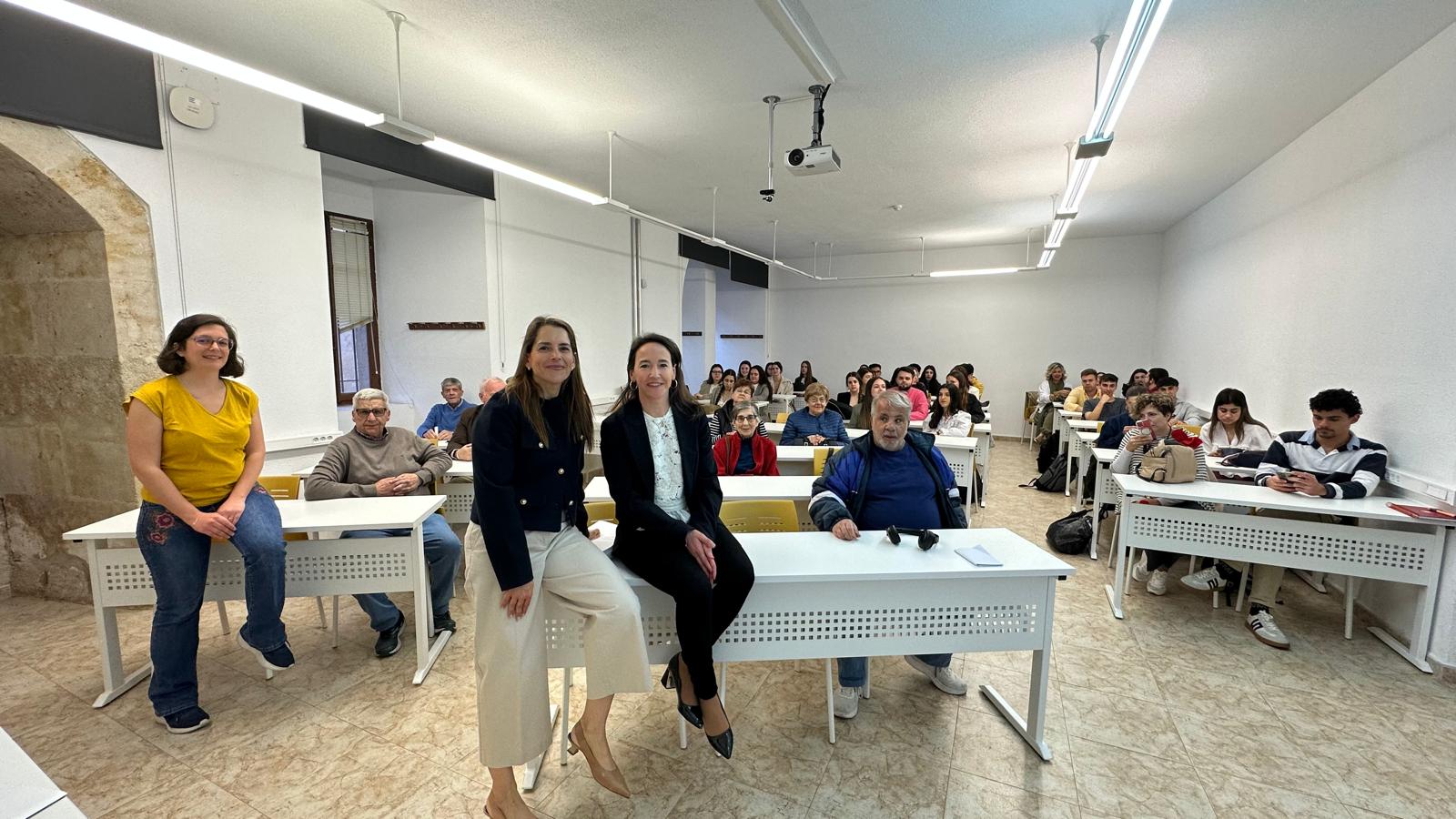 El Grado en Nutrición Humana y Dietética organiza varias actividades sobre educación alimentaria para personas mayores a través del proyecto 'Nutriacompaña'