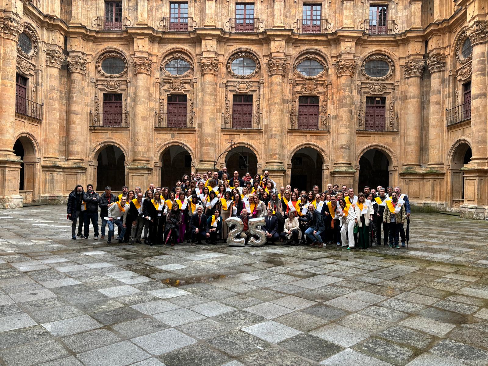 La promoción de Periodismo 1994-1999 celebra el XXV Aniversario de la finalización de sus estudios universitarios