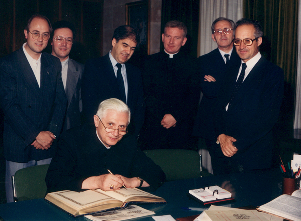 La UPSA se suma a la acción de gracias por la vida y magisterio de Benedicto XVI