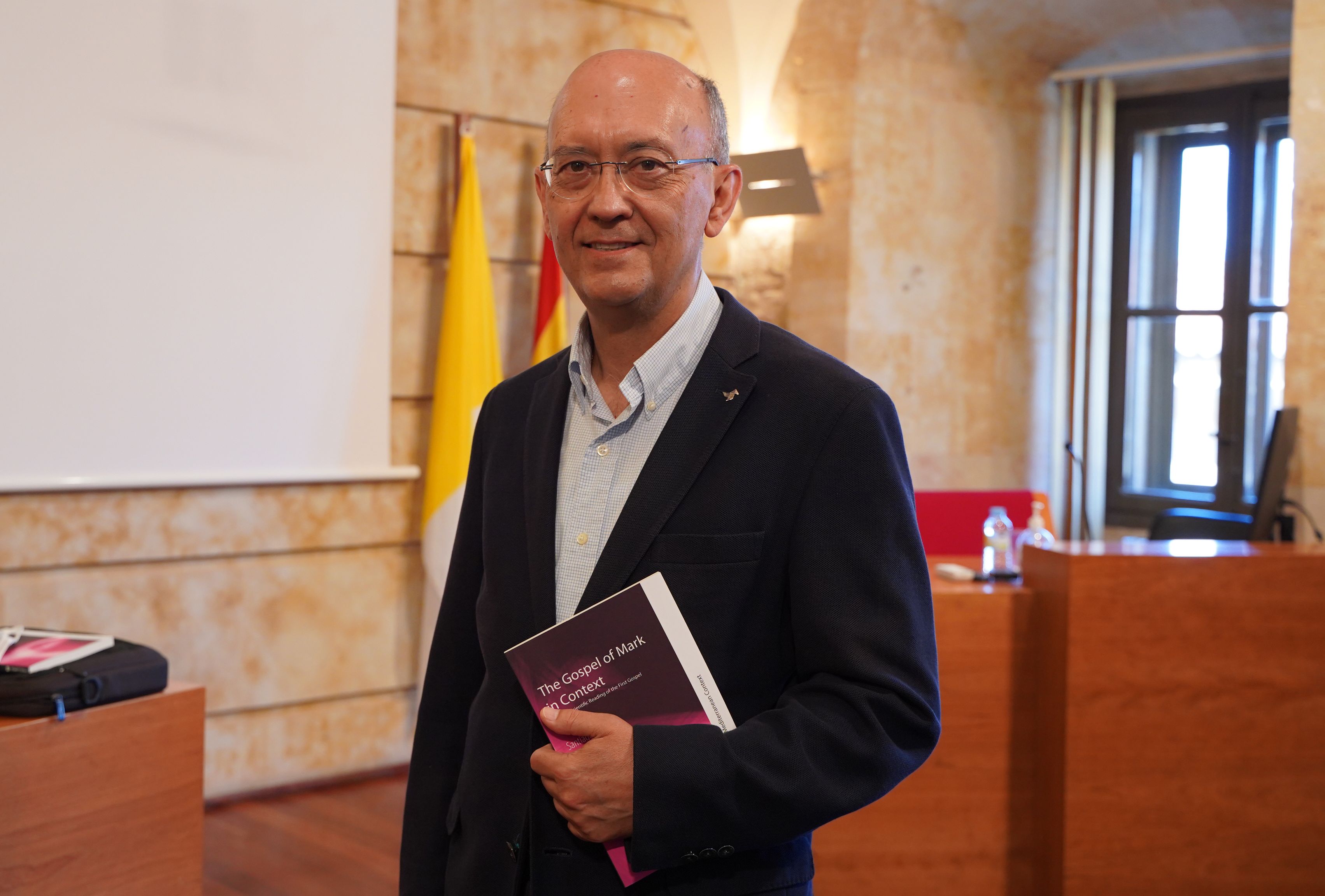 El profesor Santiago Guijarro presenta un libro sobre el contexto social en que se escribió el Evangelio de Marcos