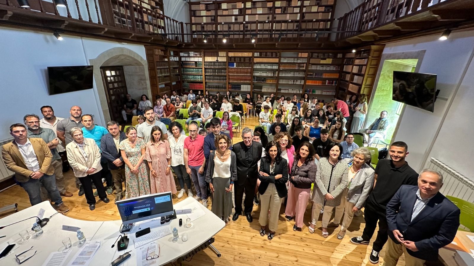 La UPSA y Unicaja premian once proyectos de impacto social e innovación tecnológica desarrollados por los alumnos de colegios e institutos de Salamanca