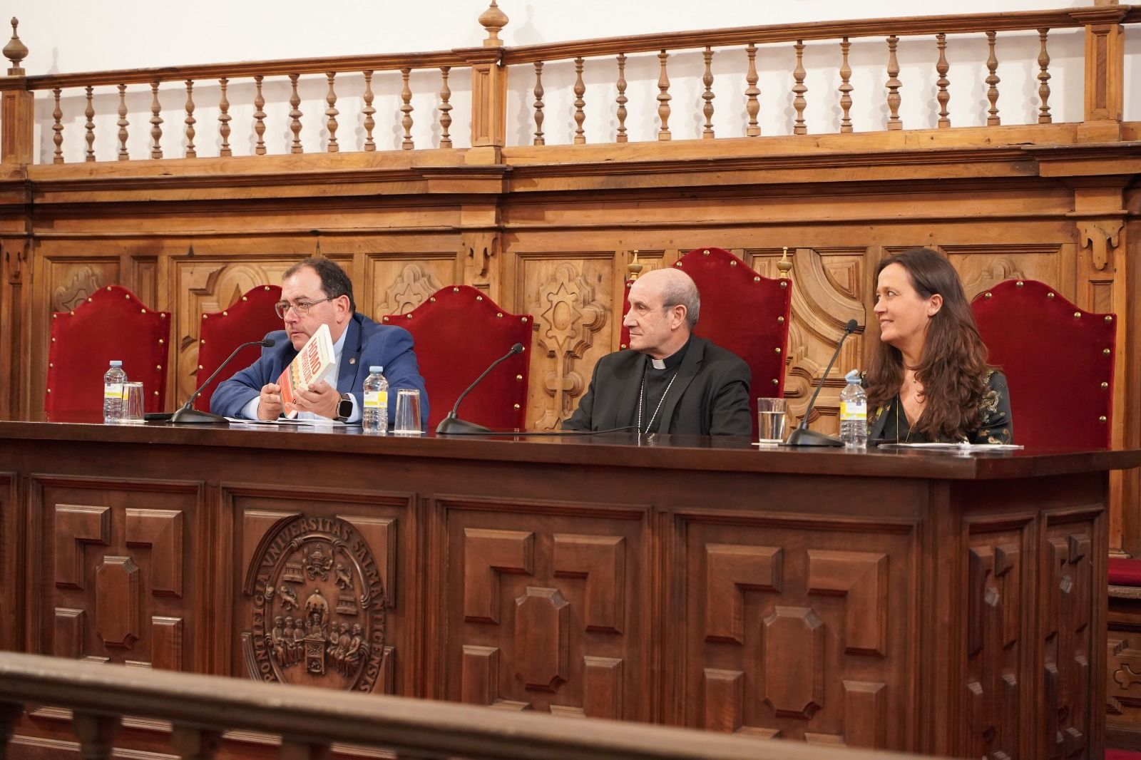 Teología dedica sus fiestas a reflexionar sobre la evolución humana con María Martinón-Torres