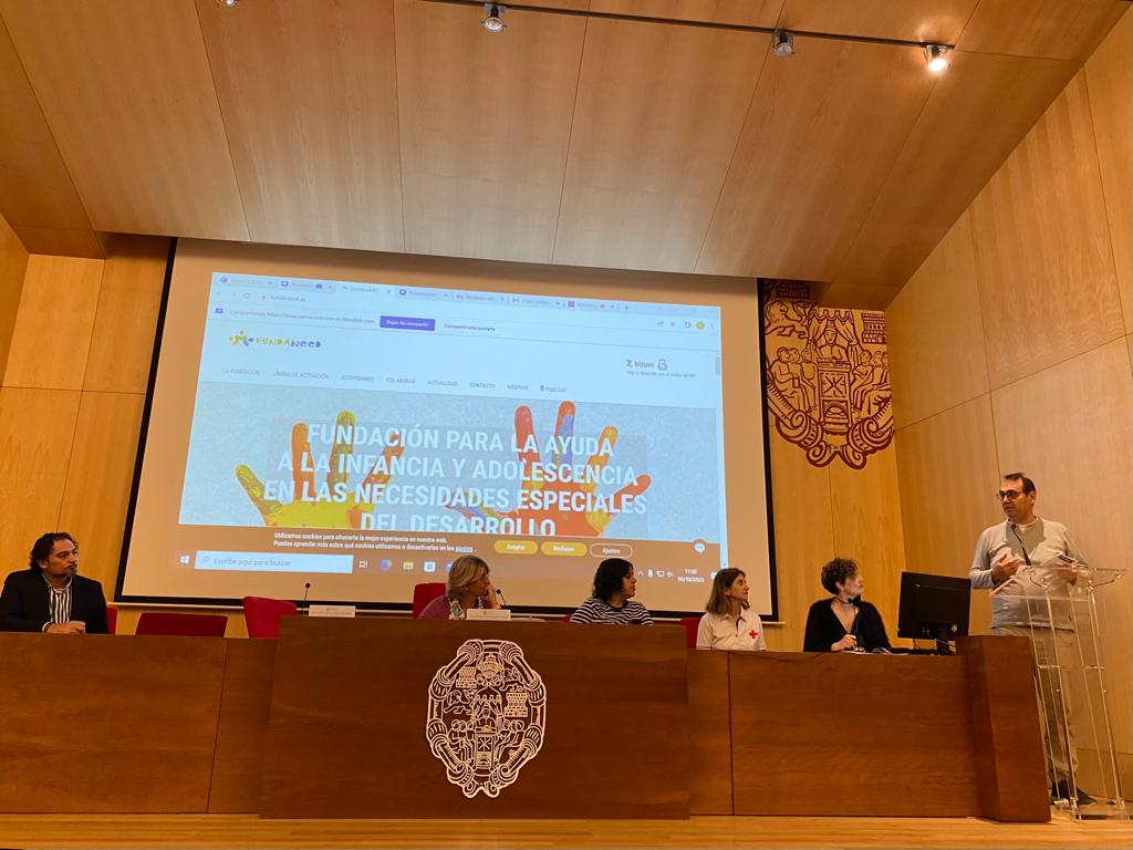 La II Jornada Informativa del Servicio de Voluntariado congrega a una treintena de ONG