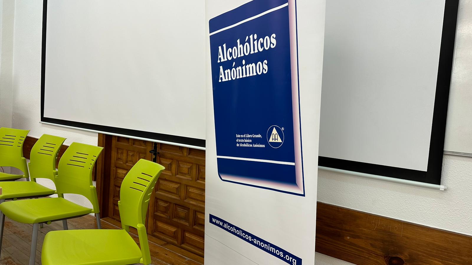 Psicología y Alcohólicos Anónimos celebran el XXV Aniversario del Grupo Salamanca de la Asociación con una mesa redonda