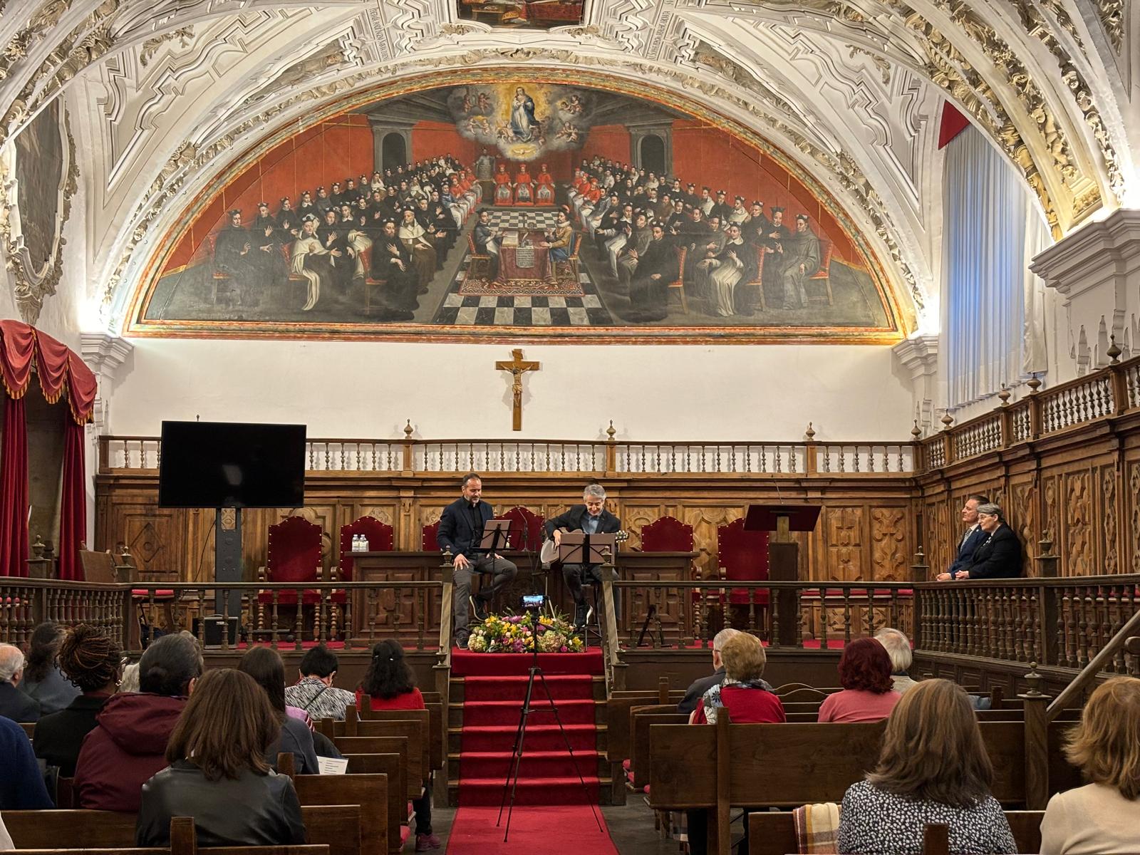 La Cátedra Fernando Rielo ofrece el recital musicalizado 'Dolor entre cristales'