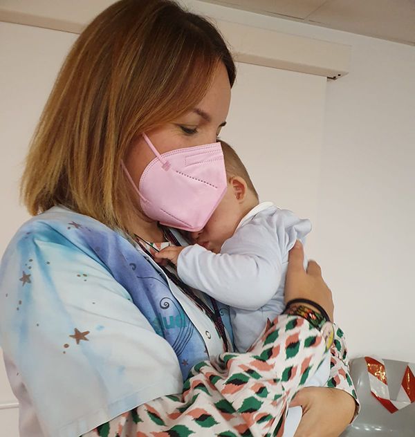 Carla Navarro: “La música no cura, pero siempre puede cuidar a las personas que amamos”